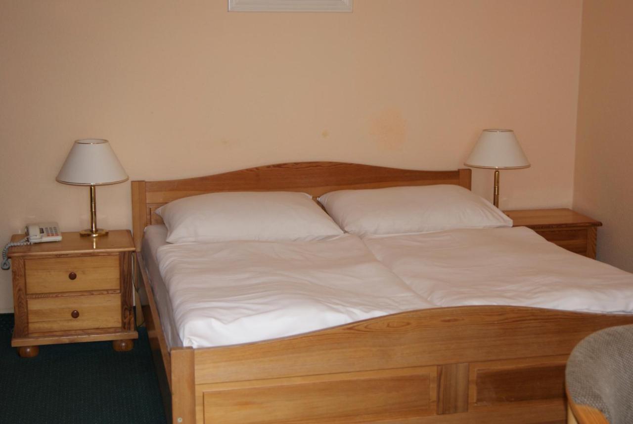 Hotel Alga Ustka Esterno foto