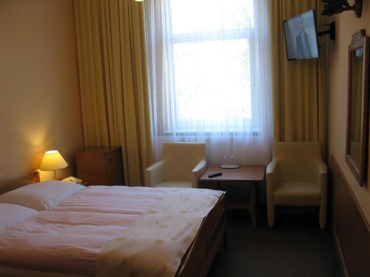 Hotel Alga Ustka Esterno foto