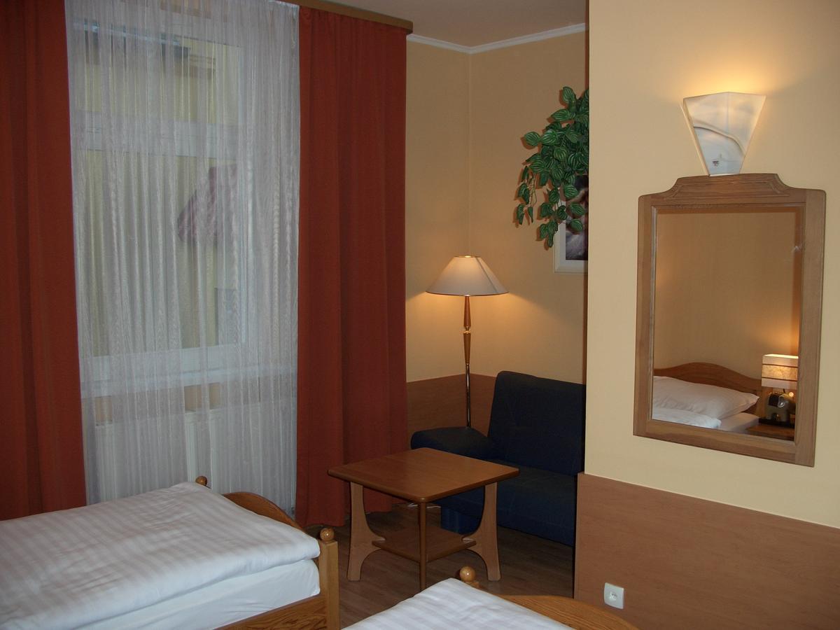 Hotel Alga Ustka Esterno foto