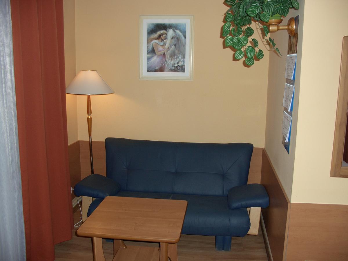 Hotel Alga Ustka Esterno foto